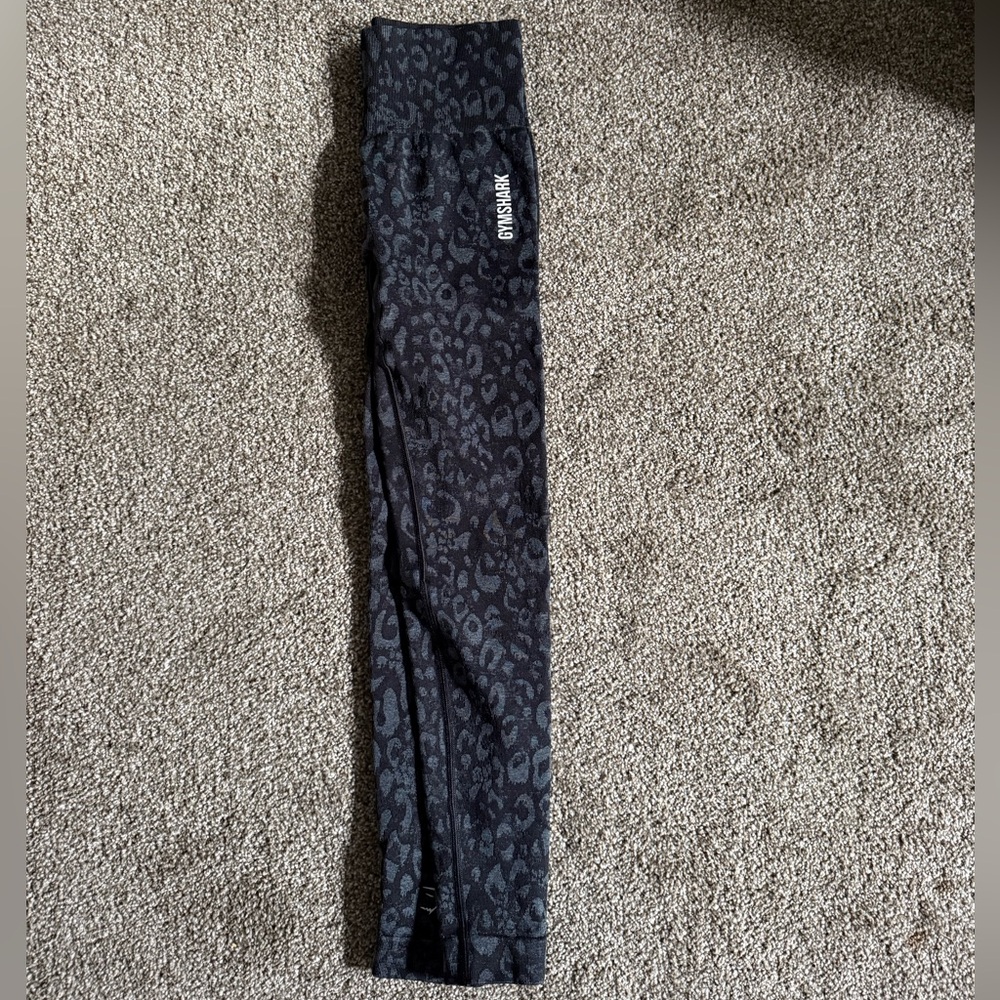 GYMSHARK LEOPARD ADAPAT LEGGINGS🐆🖤